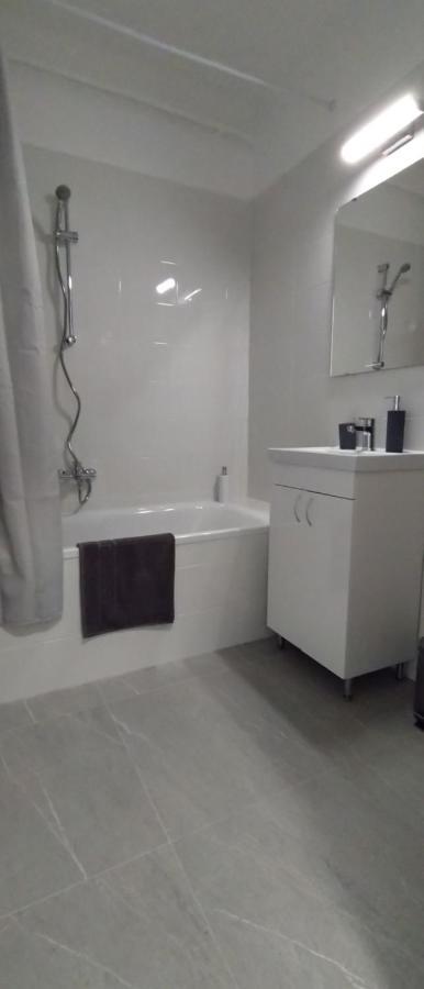 Blue Moon Apartman Егер Екстериор снимка